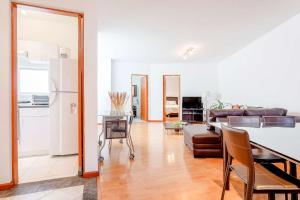 Upscale Polanco, 24 7 Security, Walk to Shopping!