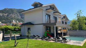 Modern Villa with Private Pool in Göcek Center