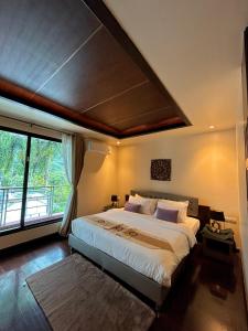 Kamala Hills Pool Villa 2BR
