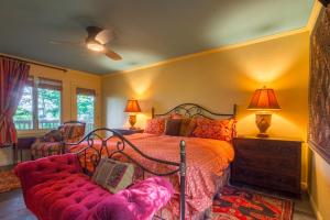 Chalet Blueberry