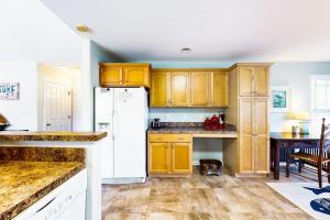 Forest Reach --- 33720 Chatham Way