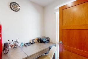Mariners Court - 4 Laurel St Unit 219