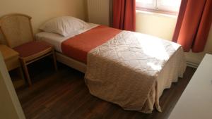 Single Room room in Hotel Queen Mary