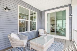 Tidal Walk --- 45 Tibbetts Point Way