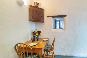 1 Bed in Llanrwst oc-wag232