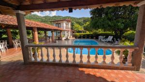 Villa Jardín Con piscina y jacuzzi
