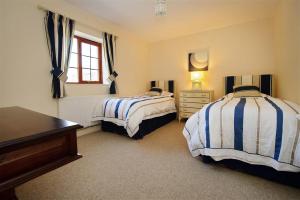 2 Bed in Pwllheli oc-ybetws