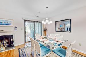 Spring Lake --- 20784 East Dr Unit 503