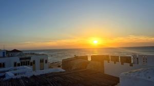 SADIK, Casa con terraza y vistas al mar en la medina de Asilah