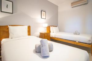 Lovely 2BD Apart 500m Beach AC Wi-Fi Pool Balcony