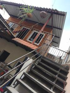 Calimas Place