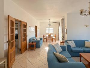 BnB Homes Villa Verde - pool, Marina view, BBQ, games room and garden