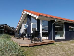 Coastal Escape near Fehmarnsund