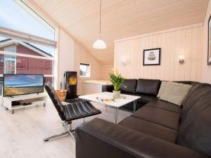 Coastal Escape near Fehmarnsund