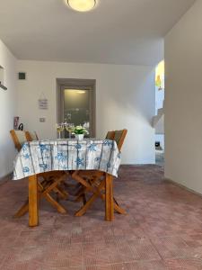Ary s house Bilocale Giallo Cala Gonone