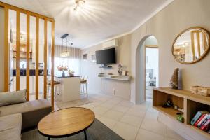 Casa Lume Stylish Apartment with Pool in Albufeira