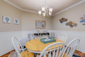 Keys of Marsh Harbor 20246 Whitehead Cir