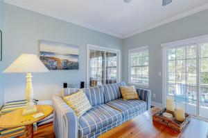 Keys of Marsh Harbor 20246 Whitehead Cir
