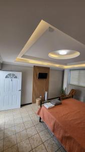 Height 909 Hostal