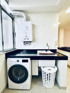 Apto LUXO Completo próx UERJ, HUPE, Maracanã até 07