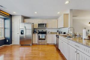 Rehoboth Crossing - 19797 Keystone Dr, Unit 141