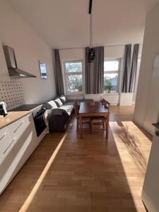 Bibi Family Apartment up to 6, Parking, Wien Hauptbahnhof, near City Centre