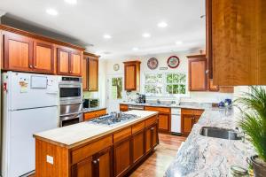 Rehoboth Beach --- 6 Holly Road