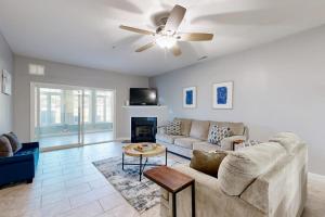 Summerlyn Condo --- 34363 Summerlyn Dr 204