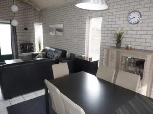 Holiday Home in Schoneveld with Garden
