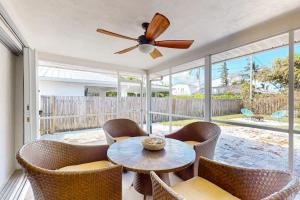 The Beach Hive Cottage