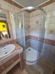 Sobe- Rooms - Apartments - Free parking!