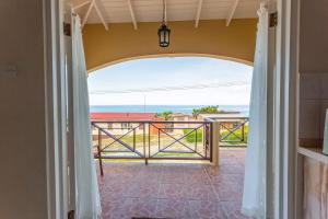 Ocean-View Balcony Near Speightstown & Beaches