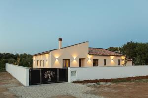 Villa Nati - 3 bedrooms brand new villa for relaxation