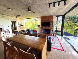 Casa espetacular em Garopaba 3 suítes e parrilla