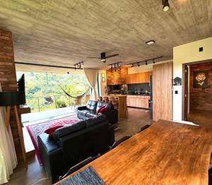 Casa espetacular em Garopaba 3 suítes e parrilla
