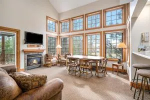 Boyne Mountain Getaway, Unit A