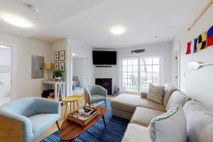 Villa Balena - A Cape Cod Oasis
