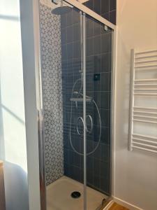 Le Nid dOctobre - design and urban refuge