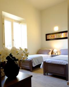 EOS Room and Breakfast img15