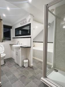 Ellies Guest House