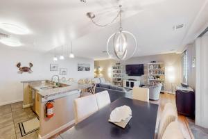 The Sanctuary - Sunset Thrille Penthouse B431