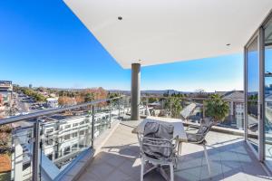 Stunning 2 Bedroom Apartment in Rosebank
