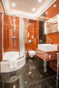 Korona Wazów 55 - Apartament z sypialnią przy Promenadzie & widok na morze - Apartment mit Schlafzimmer an der Promenade & Meerblick