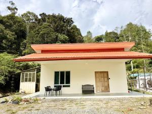 Deco Home The Stone House Mesilau at Kundasang