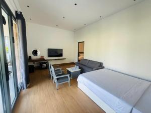 Roma Bay Resort