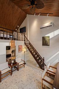 Hidden Tropical Loft Villa Retreat - Hoi An town