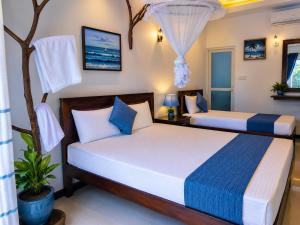 Rainbow Safari & Lodge