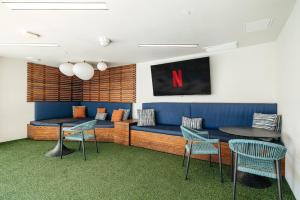 Stylish Westside Stay in Santa Monica