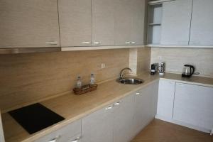 AZURE HORIZON Apartment