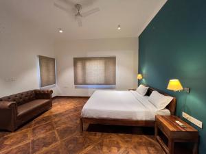 Bungalow 75 Luxury 3BHK Villa